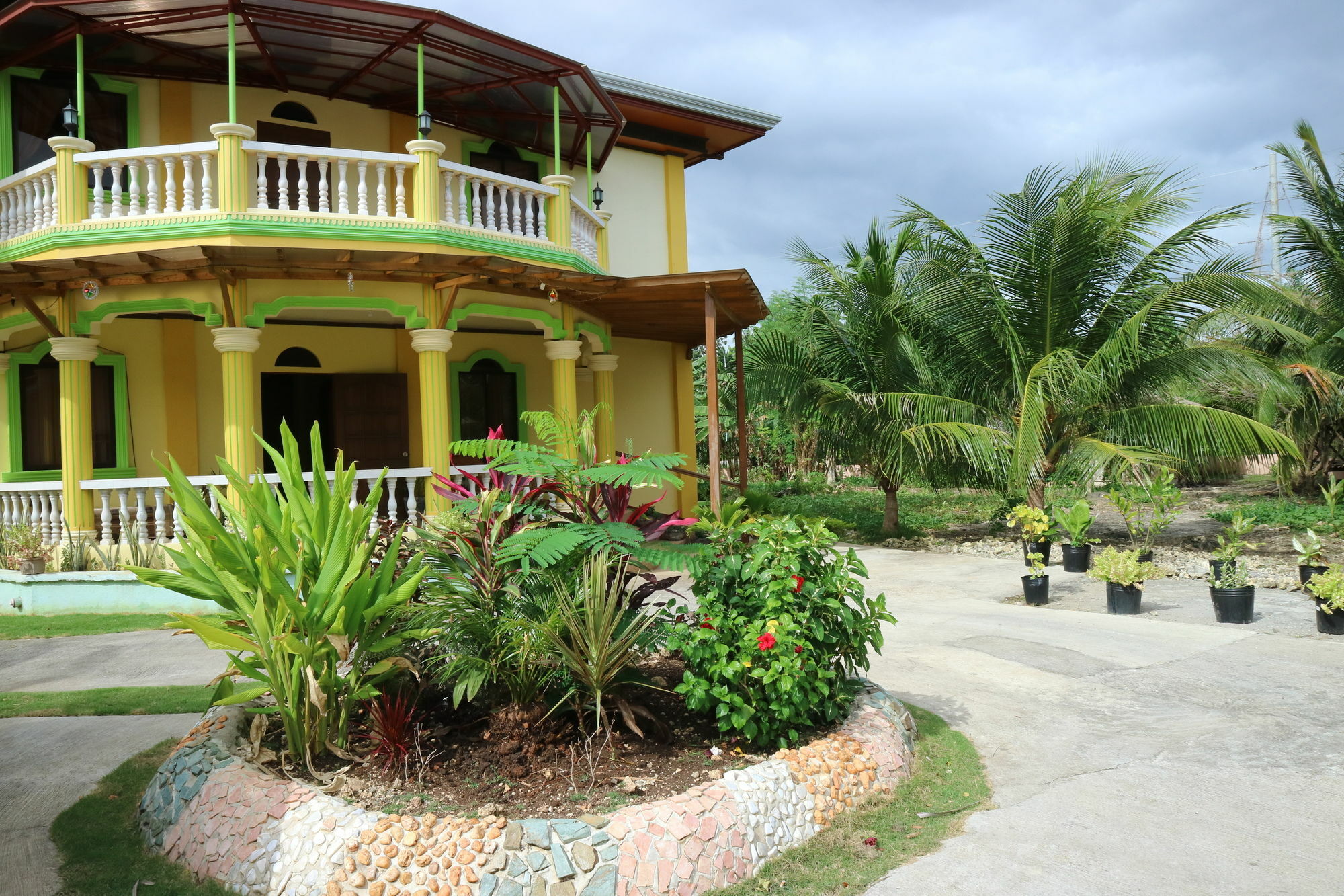 Oyo 422 Villa Emilia Pension House Panglao Exteriör bild